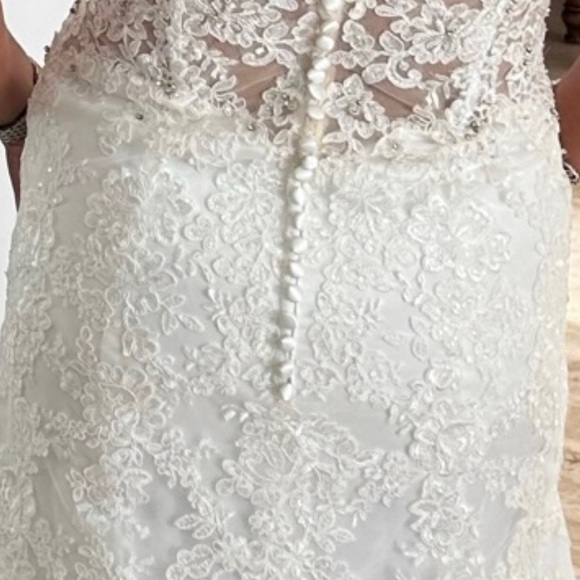 Mori Lee by Madeline Gardner Marni Ivory Lace Wedding Gown - Picture 14 of 14